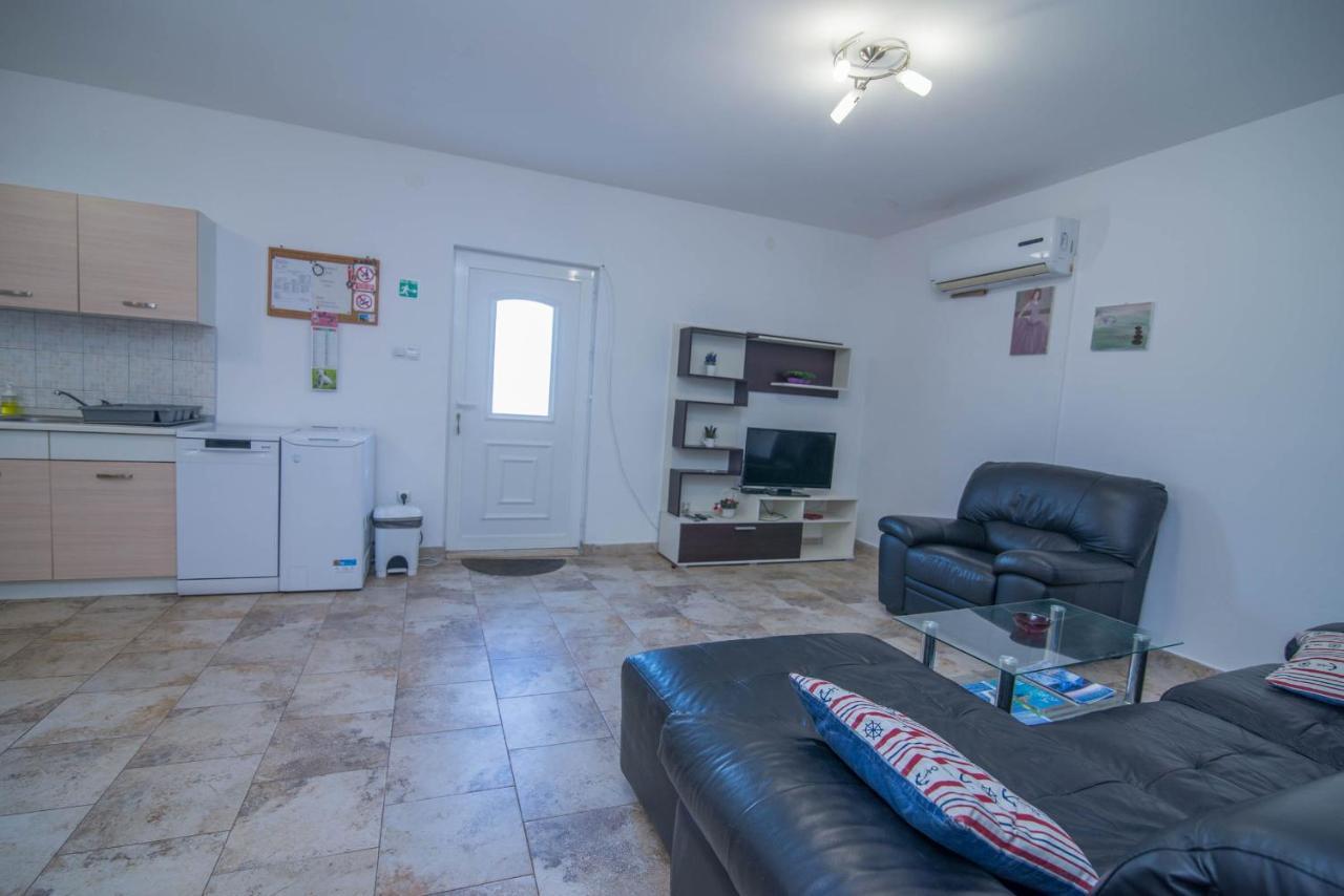 Apartamento App Bonic Veli Lošinj Exterior foto